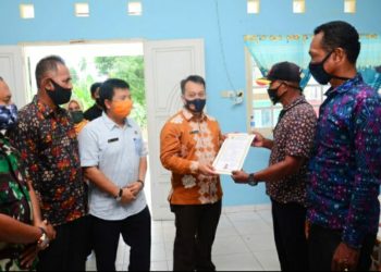 151 Warga Desa Laboh Kabupaten Lingga Kembali Dapatkan BLT- DD Tahap III