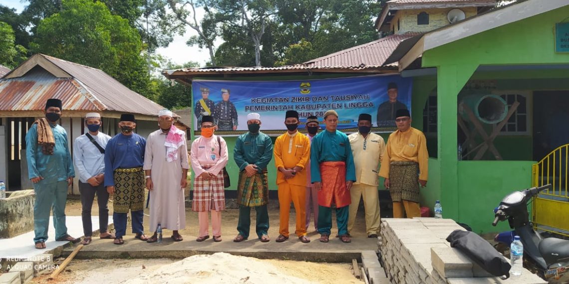 Wakil Bupati dan Kesra Gelar Dzikir & Tausiah di Desa Sembuang