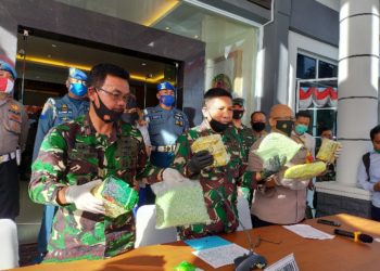 Tim Gabungan F1QR Koarmada I Ringkus Pelaku Penyelundupan 38,4 Kg Sabu-Sabu Dan 40.000 Butir Pil Ekstasi