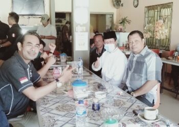 Gubernur Isdianto Ngopi Pagi Bersama Warga Ranai