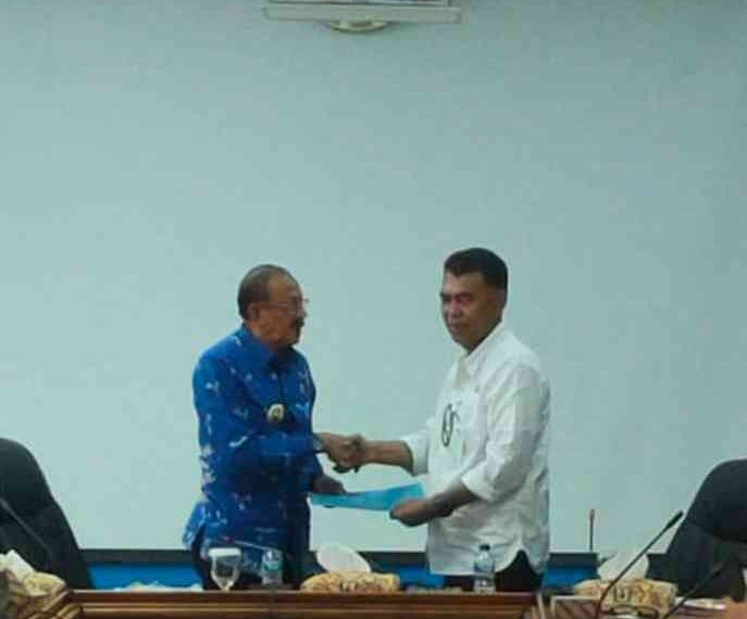 Bupati Natuna Terima Dokumen Pengunduran Diri Wan Siswandi Sebagai Sekda dan ASN