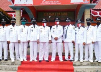 Pelaksanaan Upacara HUT RI Yang 75 Patuhi Protokol Kesehatan Covid-19 di Kecamatan Singkep Barat.