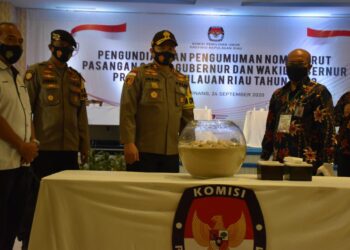 Polres Tanjungpinang Beserta TIM Amankan Pencabutan Undi No Urut Paslon Cagub Kepri