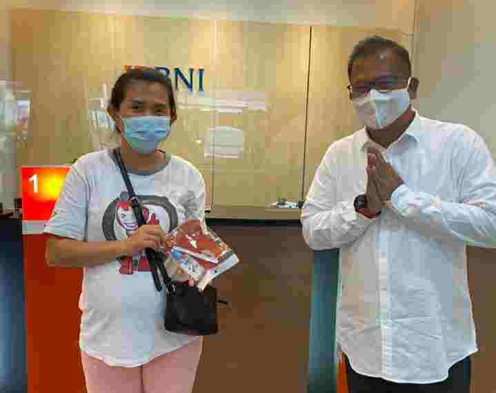 BNI Melayani Dengan Sepenuh Hati