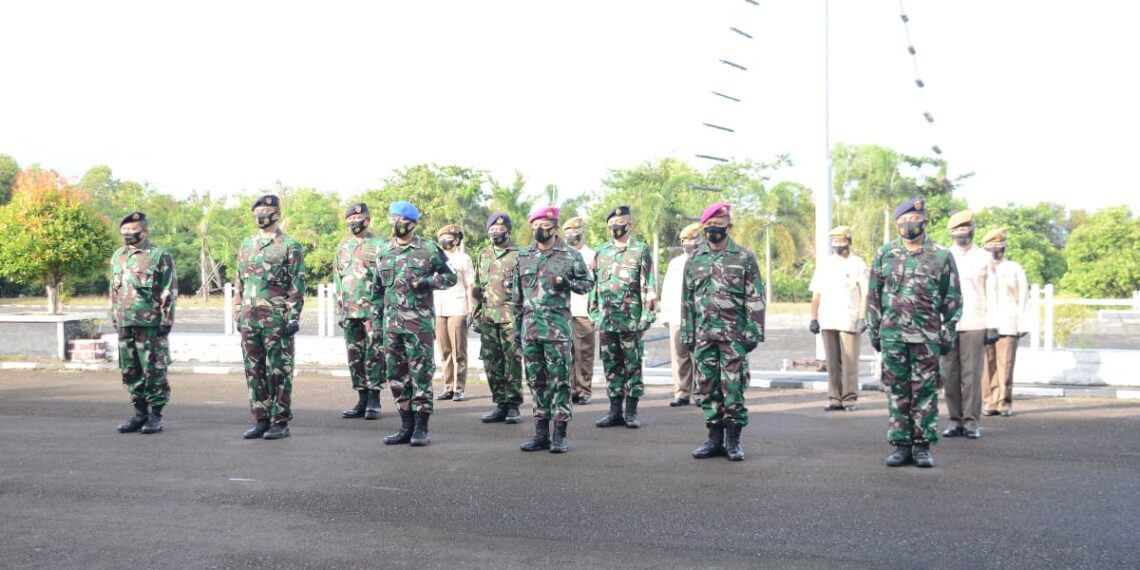 13 Perwira Lantamal IV dan 8 PNS Sederajat Resmi Menyandang Pangkat Baru