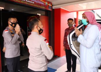 Silaturahmi Syekh Ali Jaber ke Polres Karimun Disambut Hangat