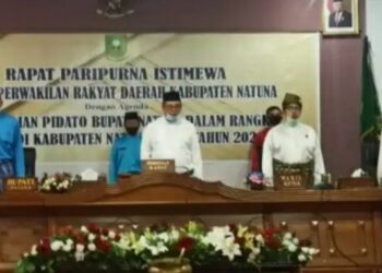 Amhar Pimpinan Paripurna HUT Kabupaten Natuna ke-21