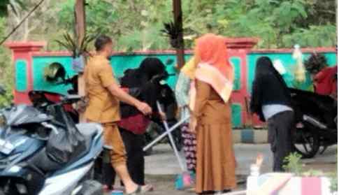 Selama Siswa Diliburkan Guru dan TU SDN 005 Sepempang Tetap Berbenah