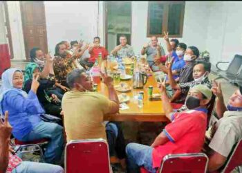 Pendukung Wabup Natuna Beralih Dukung WS-RH?