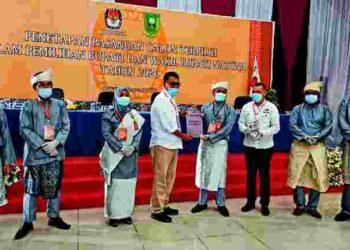 KPU  Natuna Tetapkan Paslon Wan Siswandi-Rodial Hudha Sebagai Bupati dan Wakil Bupati Terpilih
