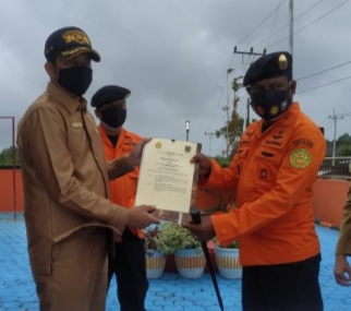 Pemda Hibahkan Sebidang Tanah dan Gedung Pinjam Pakai Kepada KPP Natuna