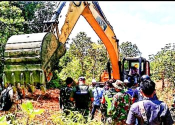 TMMD ke-110 Buka Akses Tranportasi Antar Desa dan Kecamatan di Perbatasan NKRI