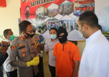 Lalai membesihkan Kebun Dengan Cara Membakar, Pemilik Lahan Diamankan Polres Bintan