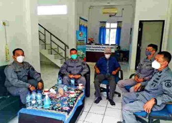 TIM Bakamla RI Didampingi Ketua Rapala Natuna Silaturahmi ke-Kantor SPKKL Natuna