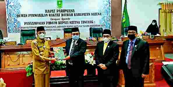 DRPD Gelar Paripurna Mendengarkan LKPJ Bupati Natuna
