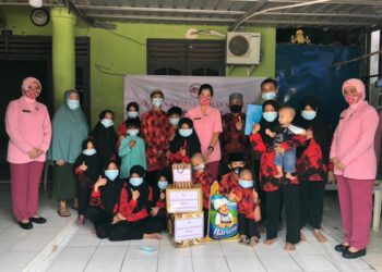 Peringati HUT ke-41, YKB Cabang Kota Barelang, Beri Tali Asih ke Panti Jompo dan Asuhan