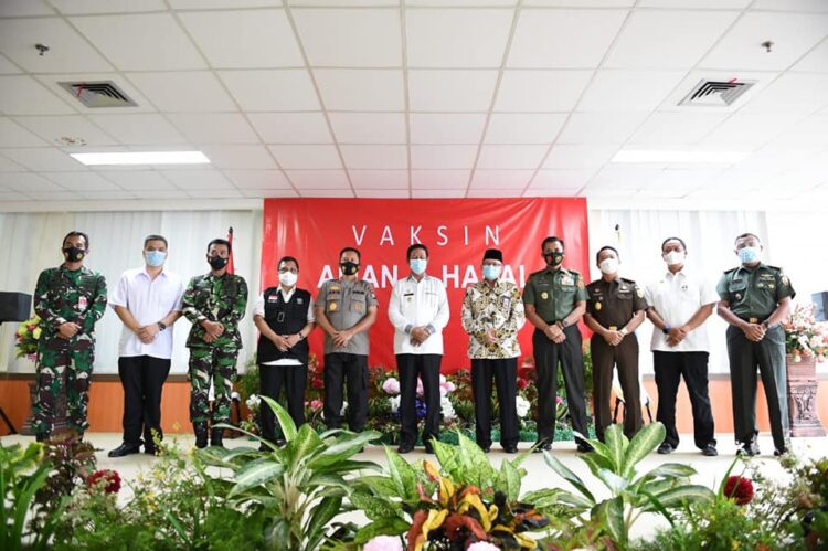 Vaksin di Kepri Dimulai, Isdianto Ajak Masyakarakat Tidak Perlu Ragu di Vaksinasi
