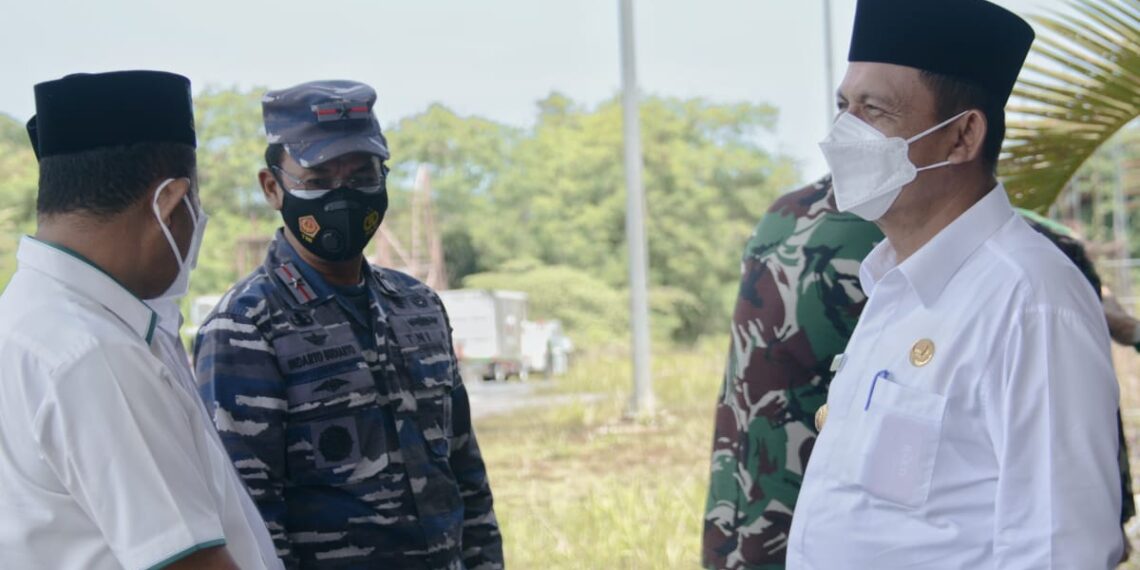 Danlantamal IV Sambut Kedatangan Menteri PPN Ri di Bandara RHF Tanjungpinang