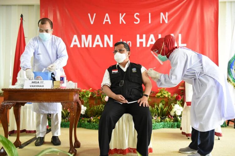 Vaksin di Kepri Dimulai, Isdianto Ajak Masyakarakat Tidak Perlu Ragu di Vaksinasi