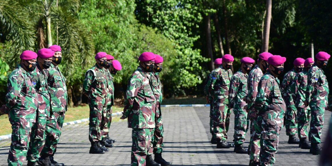 Jelang Hari Raya Idul Fitri 1442 H Danlantamal IV Pimpin Apel Gabungan Dimako Lantamal