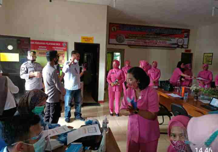 Bupati Natuna Targetkan Petugas Pelayanan Publik 1 Minggu Selesai Divaksin