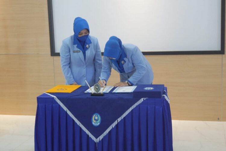 Ny. Puji Basuki Resmi Jabat Ketua Cabang 6 Korcab IV DJA I