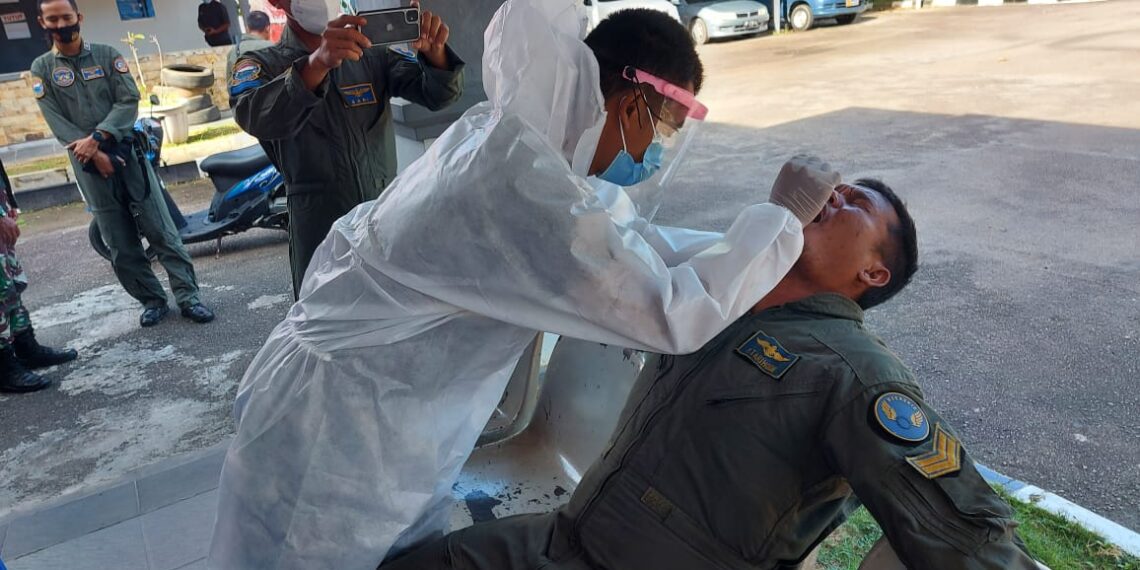 Lanal Batam Gelar Tes Rapid Swab Antigen Cegah Penyebaran Covid-19