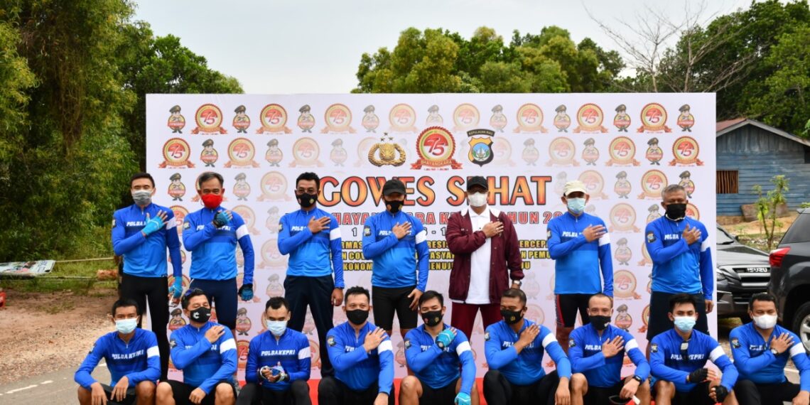 Danlantamal IV Ikut Serta Gowes Sehat Jelang Hari Bhayangkara Ke-75