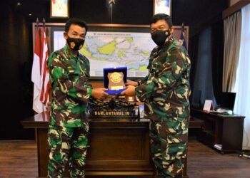 Jelang Sertijab, Danlanud Rhf Pamitan Kepada Danlantamal IV