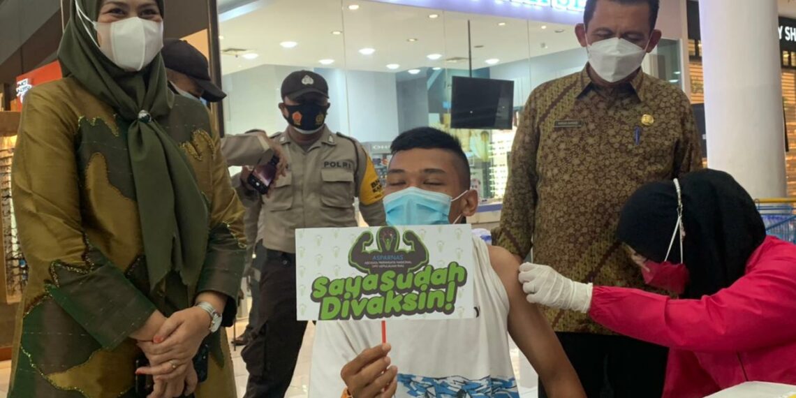 Pemprov Targetkan Akhir Juni 2021 Separuh Warga Kepri Sudah Divaksin