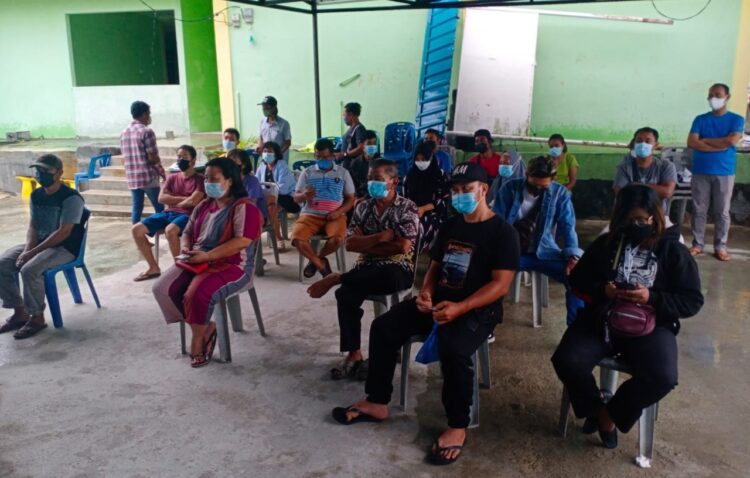 Demi Suksesnnya Program Pemerintah, TNI AL Lantamal IV Vaksin Warga Tanjung Uban