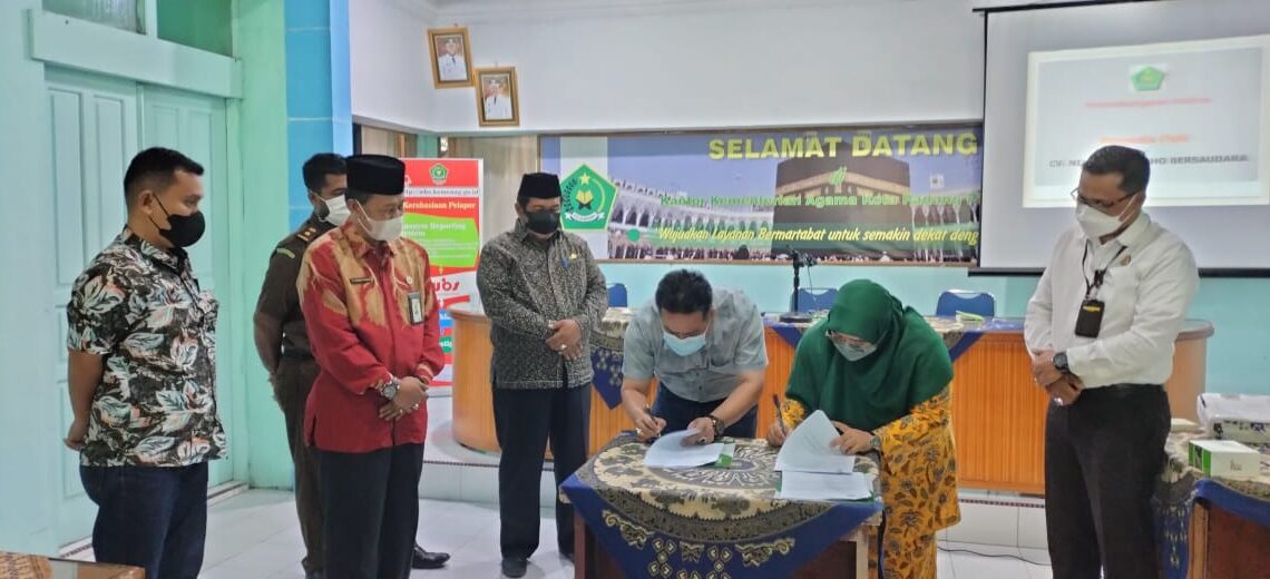 Tiga Orang ASN Kakankemenag Padang Panjang Resmi Dilantik Mejadi Pejabat Fungsional