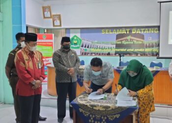 Tiga Orang ASN Kakankemenag Padang Panjang Resmi Dilantik Mejadi Pejabat Fungsional