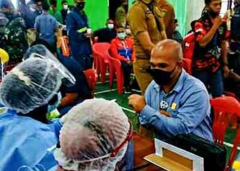 Berkunjung ke-Serasan,Wan Arismunandar : Masyarakat Tak Usah Takut Divaksin