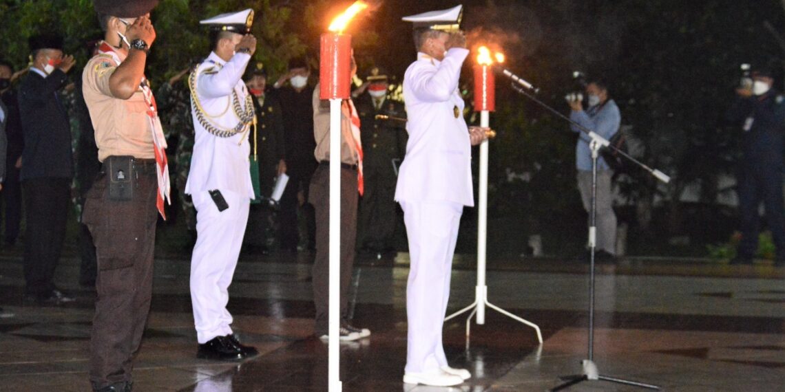 Danlantamal IV Ikuti Upacara AKRS Di Pusara Bhakti Tanjungpinang