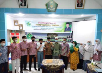 MoU Program Madina Inovasi Kakankemenag Padang Panjang & Perbankan Ditandatangani