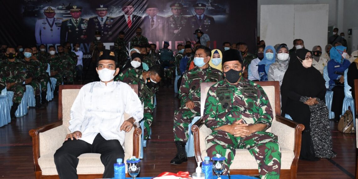 UAS Sebut Prajurit TNI AL Lebih Religius