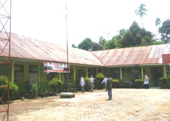 Kepsek MAN 3 Nagari Aur Melintang Disiplin Kepada Peserta Didik