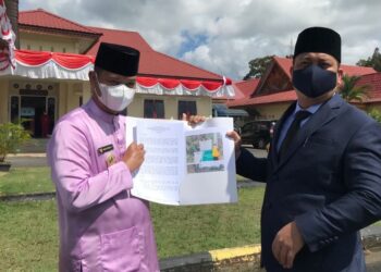 Wabup Pantau Pengerjaan proyek jalan Tanjung Bungsu Temuannya Dilaporkan Ke Bupati