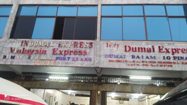 Ditengah Keadaan Sulit Masyarakat Keluhkan Penerapan PCR & Swab Antigen Covid 19 Setiap Keberangkatan.