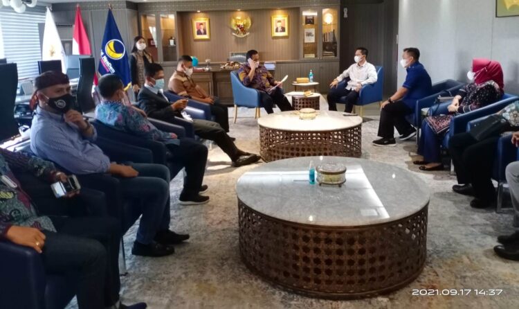 Upaya Jemput APBN 2022, Bupati Lingga Temui Wakil Ketua DPR RI