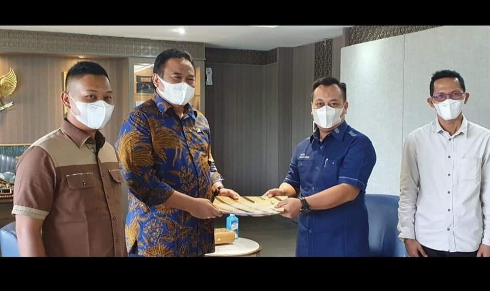 Upaya Jemput APBN 2022, Bupati Lingga Temui Wakil Ketua DPR RI
