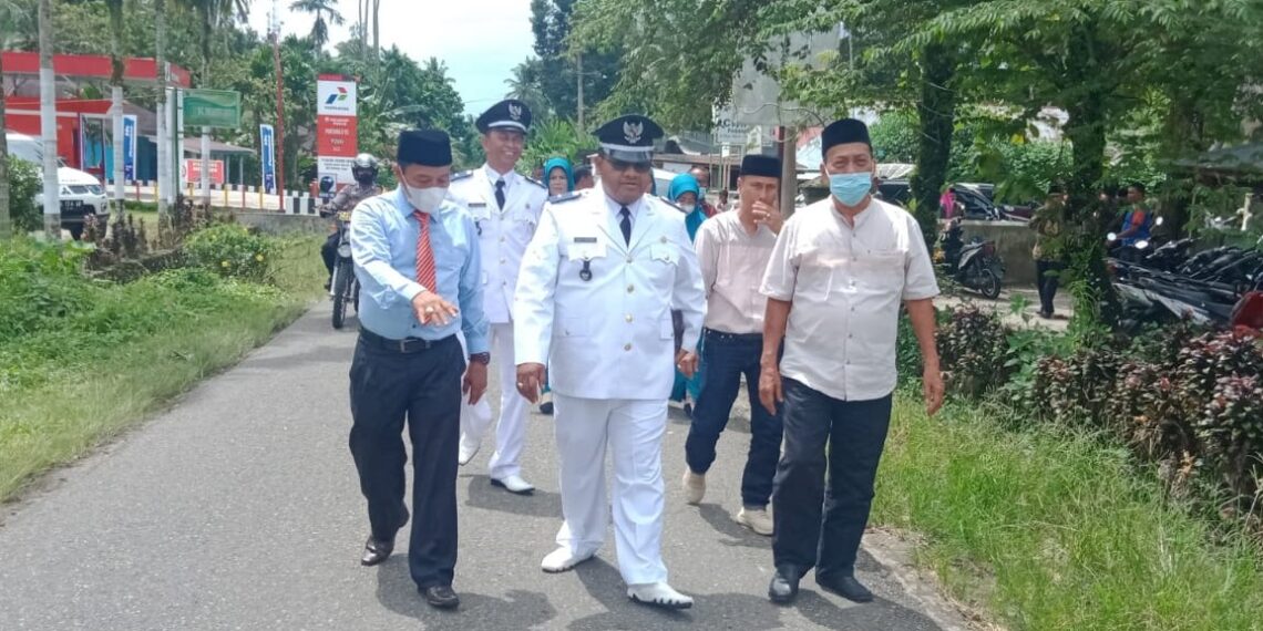 Camat Padang Sago Serahterimakan Sekaligus Tiga Walinagari