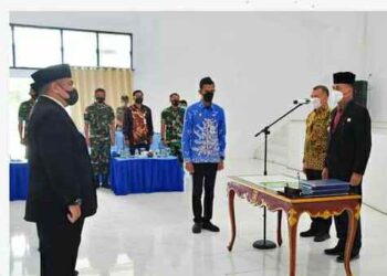 Usai Melantik Sekda Hari Ini Bupati Natuna Kembali Melantik Tiga Pejabat Tinggi Pratama