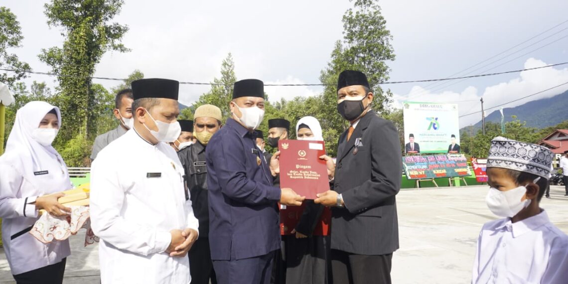 Nizar  Bertindak Jadi Pembina Upacara Serta Ucapkan Selamat Hari Amal Bhakti ke-76