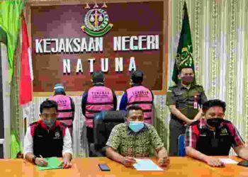 Kado Perpisahan Kasintel Kejari Natuna Tahan 3 Tersangka Korupsi Dana Desa?