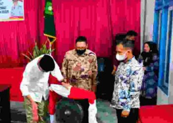 Ketua Serta Anggota DPRD Natuna Saksikan Bupati Wan Siswandi Resmikan Proyek Pembangunan di Sedanau