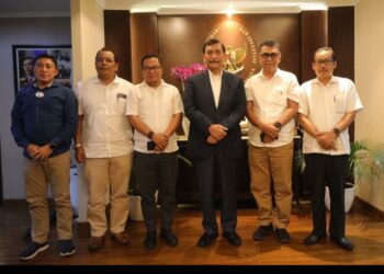 Bupati Wan Siswandi Jumpai Menko Maritim Binsar Pandjaitan