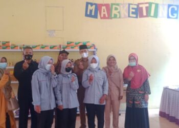 Jalin Silahturahmi Kepsek & Komite SMKN 1 Sijunjung Semakin Maju