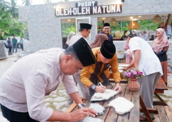 Bupati Natuna Resmikan Pusat Oleh-oleh NDR